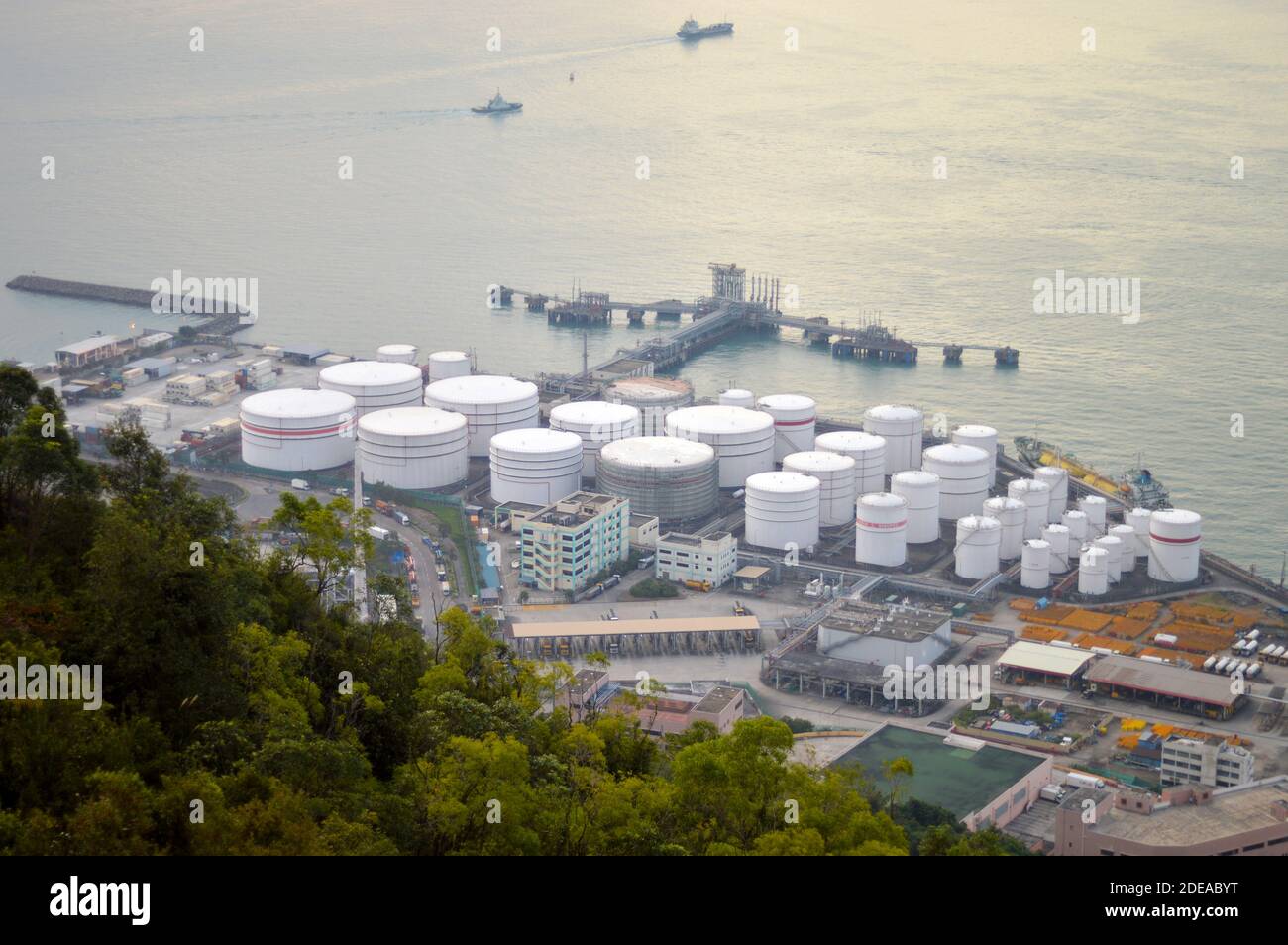 Sinopec Hong Kong Oil Terminal, Tsing Yi, Hongkong Stockfoto