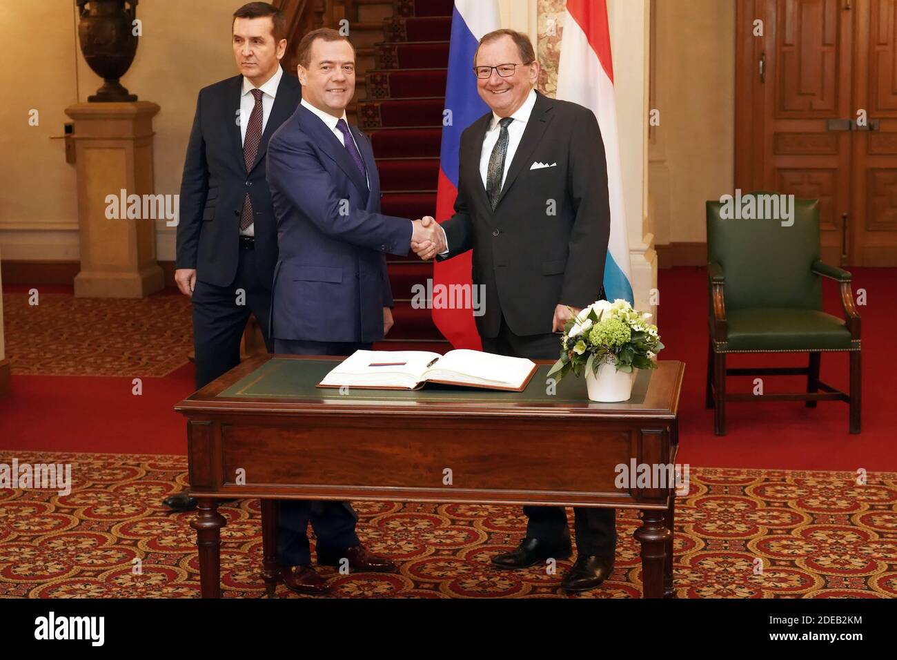 Fernand Etgen, Präsident der luxemburgischen Abgeordnetenkammer, und Russlands Ministerpräsident Dmitri Medwedew am 06. März 2019 in Luxemburg, Luxemburg. Foto Sylvain Lefevre Stockfoto