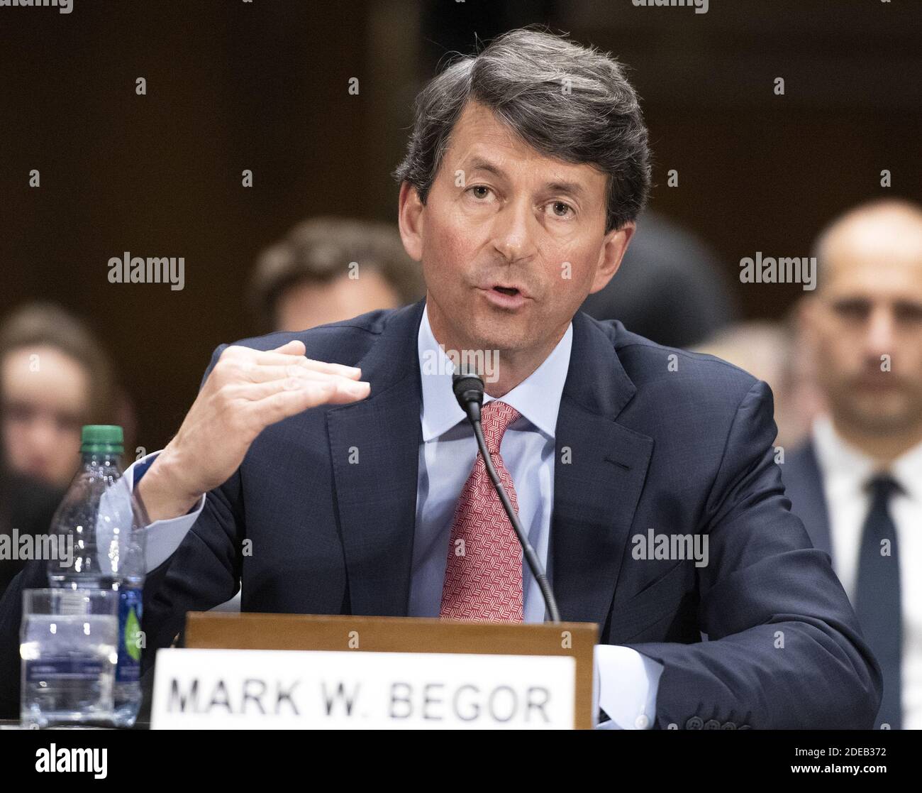 Mark W. Begor, Chief Executive Officer von Equifax, Inc., bezeugt vor dem Ständigen Unterausschuss für Ermittlungen des Senats der Vereinigten Staaten am Donnerstag, den 7. März 2019, eine Anhörung zum Thema "Prüfung von Datenschutzverletzungen im Privatsektor" auf dem Capitol Hill in Washington, DC.Foto: Ron Sachs/CNP/ABACAPRESS.COM Stockfoto