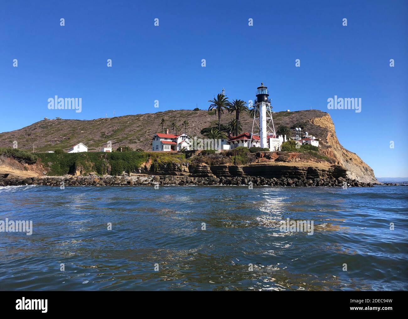 San Diego, Kalifornien, USA. November 2020. Der Leuchtturm von New Point Loma liegt an der Südspitze der Halbinsel Point Loma in der Nähe des Cabrillo National Monument in San Diego. In den keepersÃ-Quartieren auf dem Grundstück leben Küstenwachoffiziere. Kredit: K.C. Alfred/ZUMA Wire/Alamy Live News Stockfoto