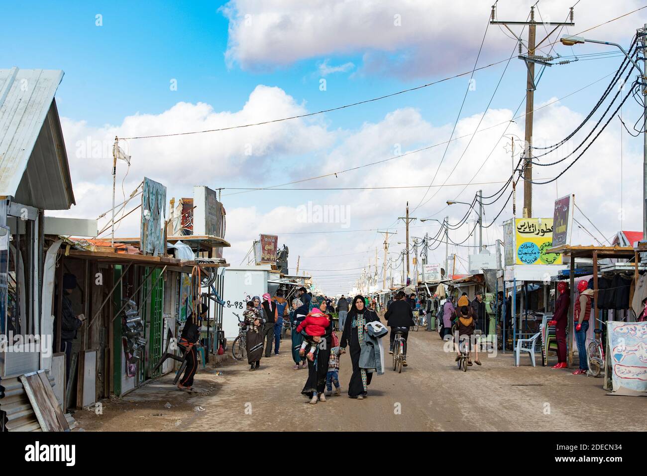 Ein Blick auf das Zaatari Flüchtlingslager. Zaatari befindet sich im Norden Jordaniens in der Nähe der Grenze zu Syrien. Jordanien am 2018-12-15 Stockfoto