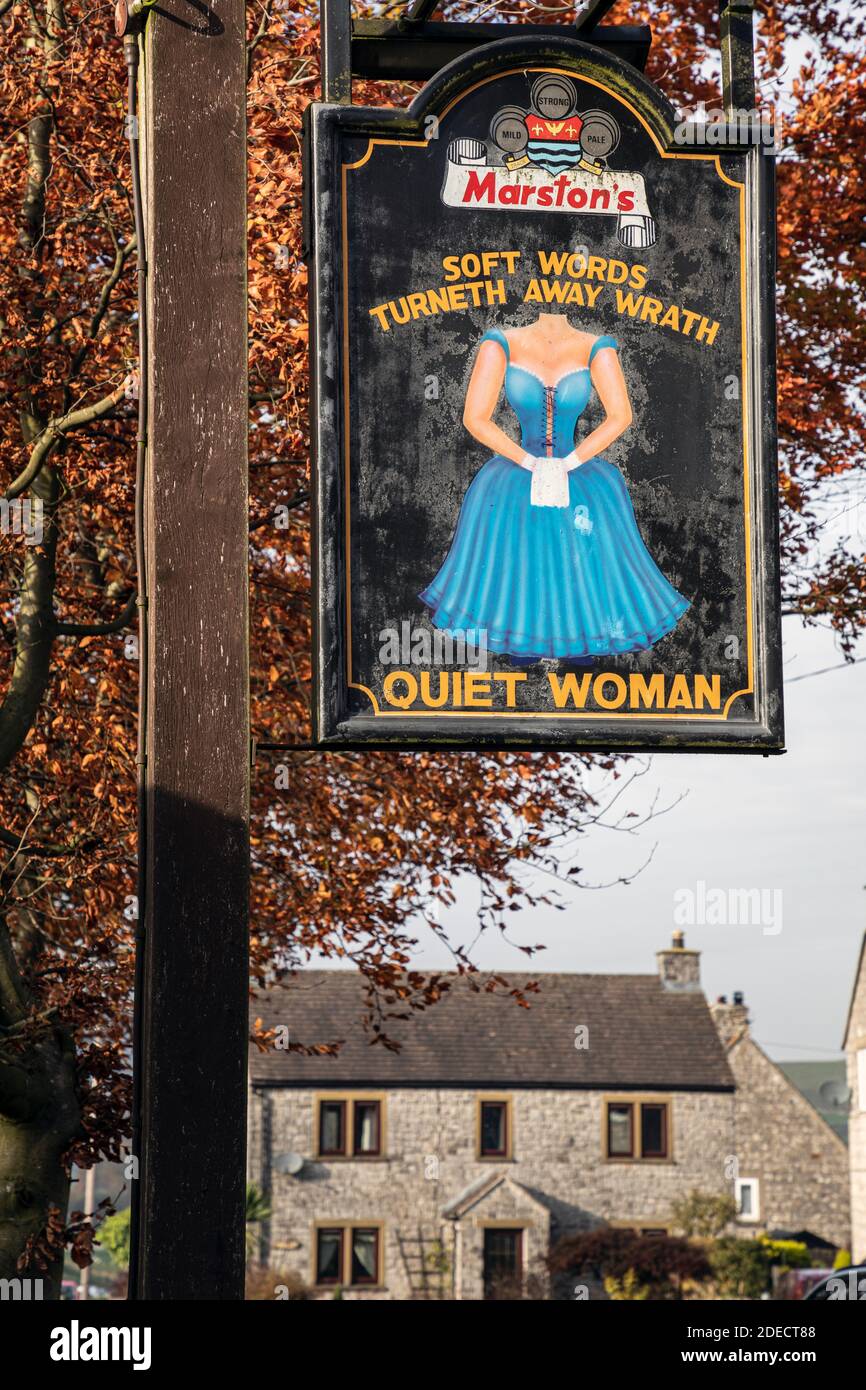 The Quiet Woman, Earl Sterndale, Peak District National Park, Derbyshire Stockfoto