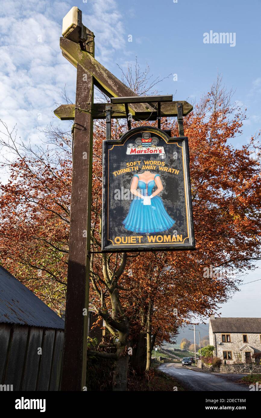 The Quiet Woman, Earl Sterndale, Peak District National Park, Derbyshire Stockfoto