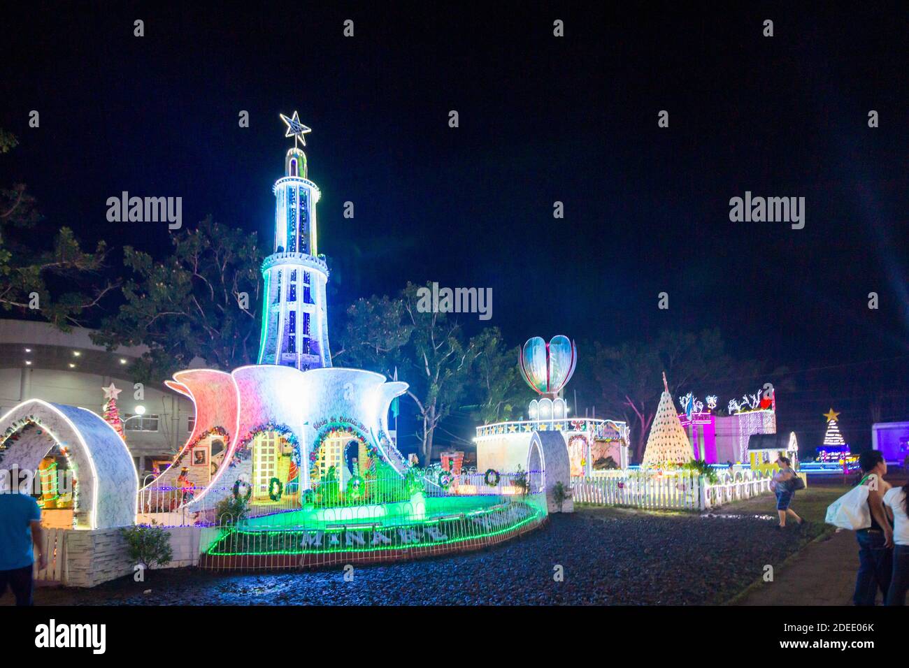 Weihnachtsinstallationen in Tangub City, Misamis, Westphilippinische Inseln Stockfoto