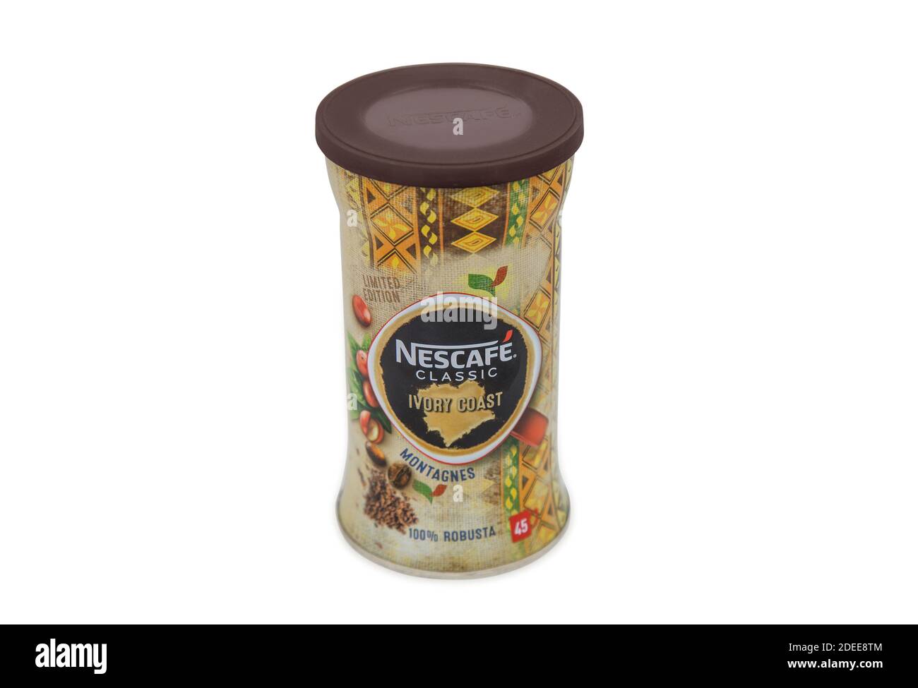 PULA, KROATIEN - 28. NOVEMBER 2020: Nescafe classic Elfenbeinküste Kaffeekanne 90 gr. Die Marke von Instant-Kaffee von Nestle gemacht. Stockfoto