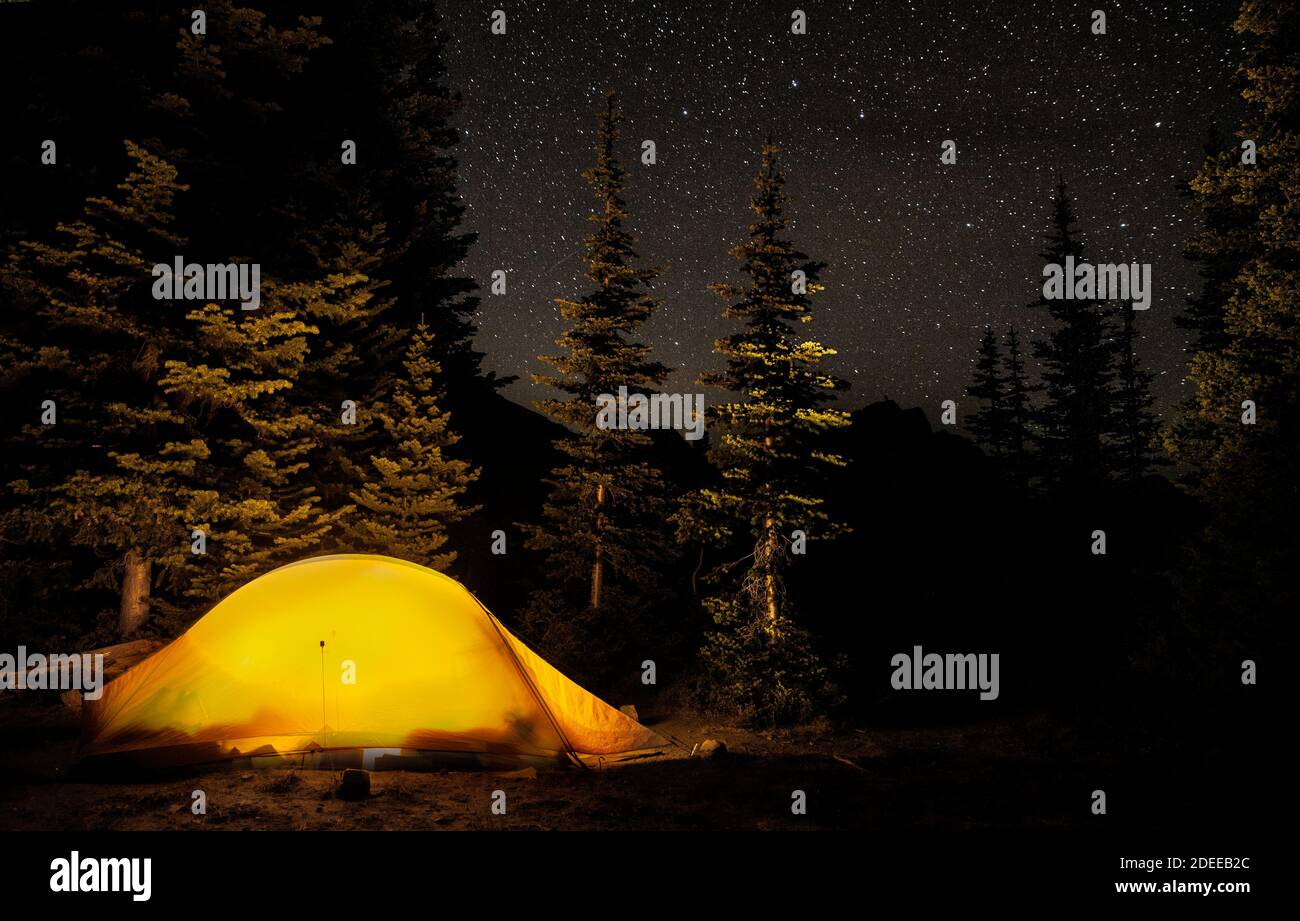 WA17700-00..... WASHINGTON - Campingplatz im Goat Lakes Basin nördlich von Holman Pass auf dem Pacific Crest Trail, Trail #2000, in der Pasayten Wilderness, GIF Stockfoto