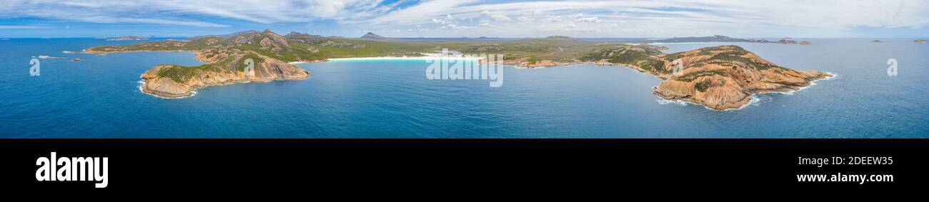 Luftaufnahme von Hellfire Bay bei Esperance an einem bewölkten Tag, Australien Stockfoto