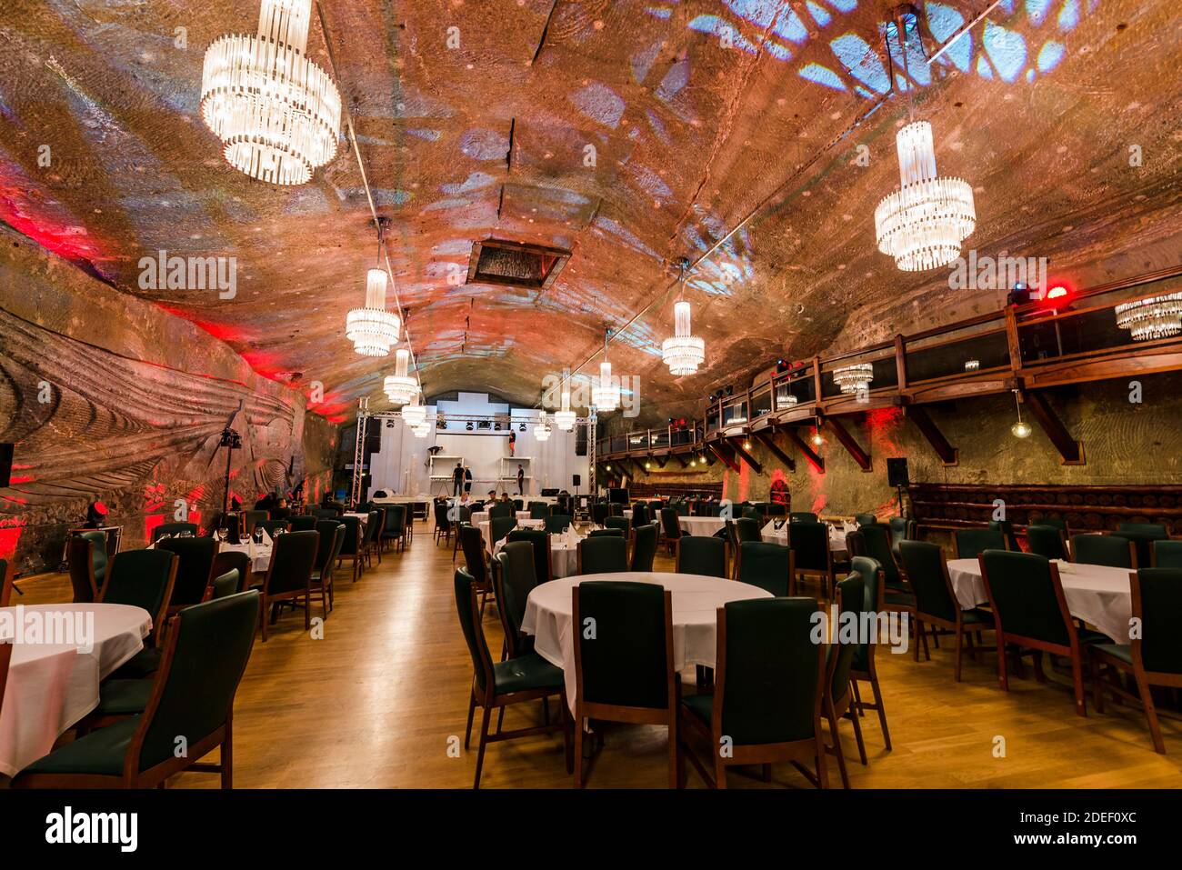 Restaurant im Salzbergwerk Wieliczka. Das Salzbergwerk Wieliczka in der südpolnischen Stadt Wieliczka liegt im Großraum Kraków Stockfoto