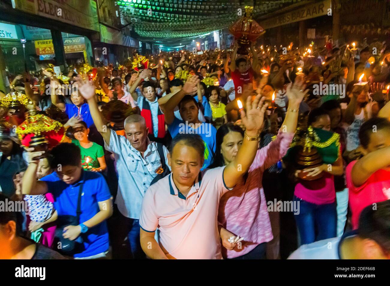 Die feierliche Prozession des Sto Nino de Cebu wird jeden Januar in Cebu City, Philippinen, gefeiert Stockfoto