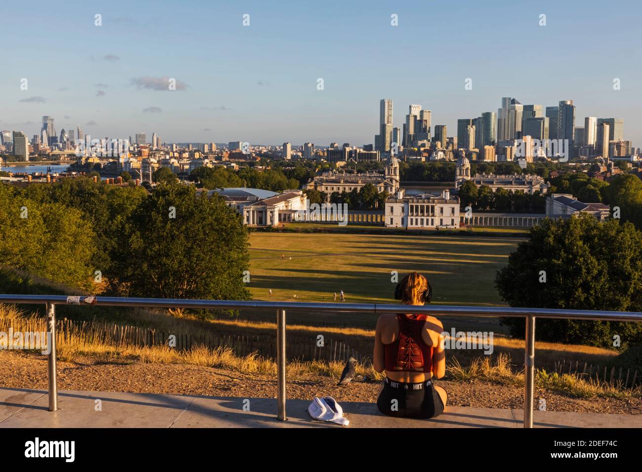 England, London, Greenwich, Blick auf London City Skyline vom Greenwich Park Stockfoto