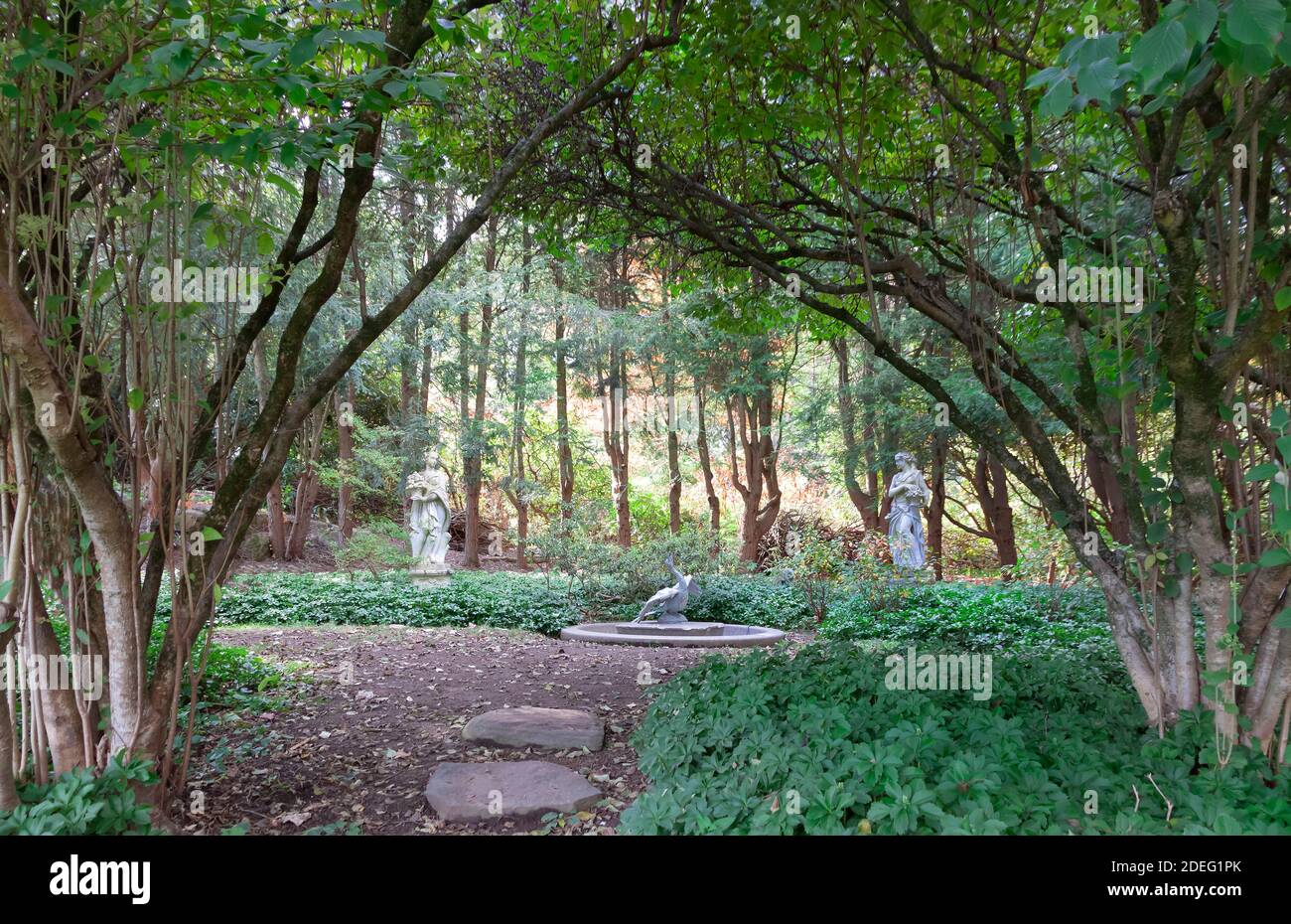 Statue Garden in Lasdon Park, Katonah/Somers, Westchester County, New York, USA, ein kostenloser, öffentlicher Park. Stockfoto