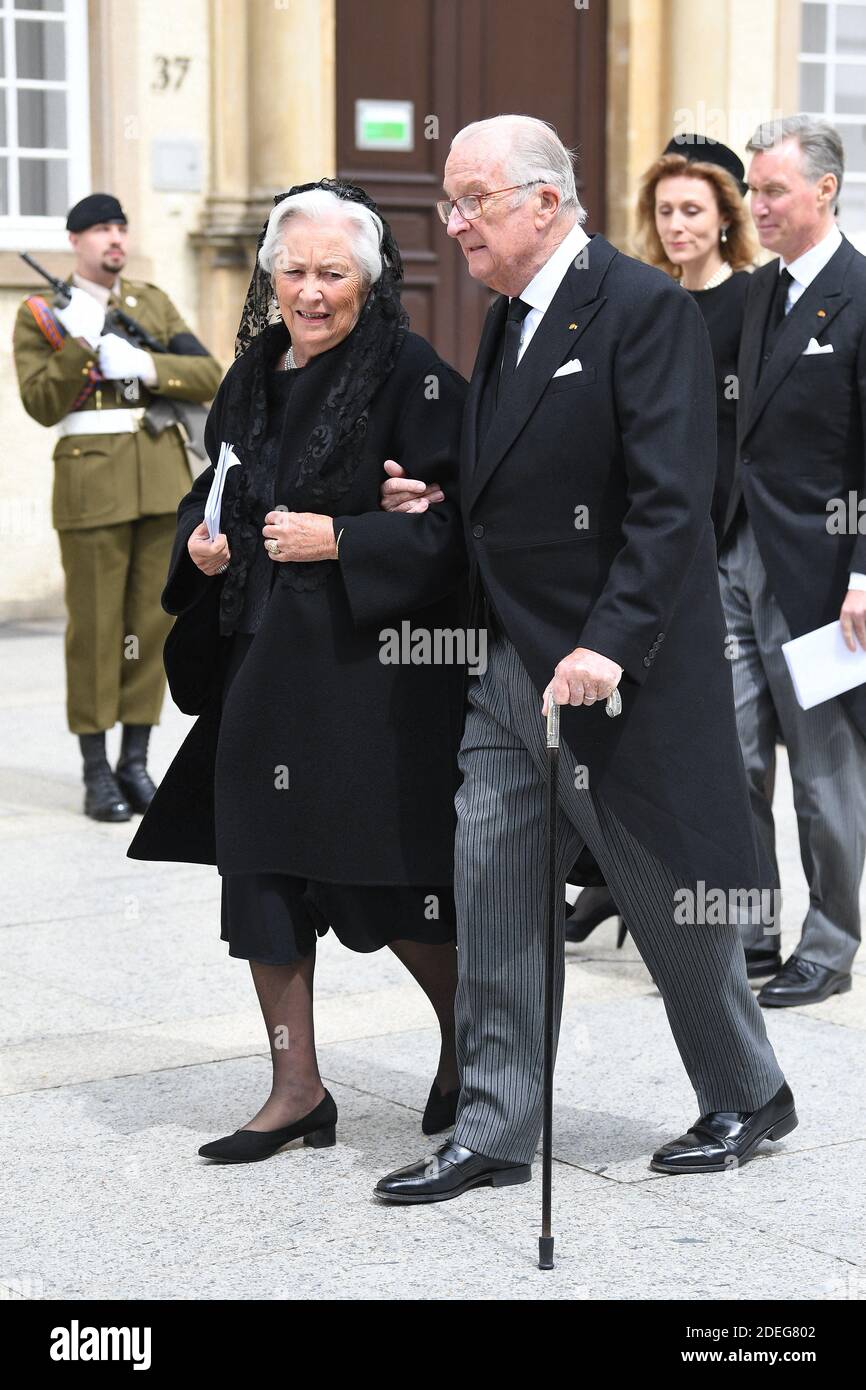 König Albert und Königin Paola der Belgier bei der Beerdigung des Großherzogs Jean von Luxemburg in der Kathedrale Notre-Dame von Luxemburg in Luxemburg-Stadt, Luxemburg am 4. Mai 2019. Großherzog Jean von Luxemburg starb am 98. April 23, 2019. Foto von David Niviere/ABACAPRESS.COM Stockfoto