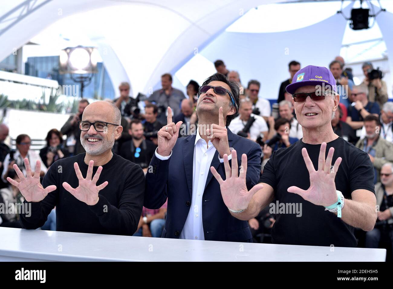 Fernando Signorini, Asif Kapadia und Daniel Arcucci besuchen die Fotozelle für "Diego Maradona" während des 72. Cannes Film Festival am 20. Mai 2019 in Cannes, Frankreich. Foto von Lionel Hahn/ABACAPRESS.COM Stockfoto