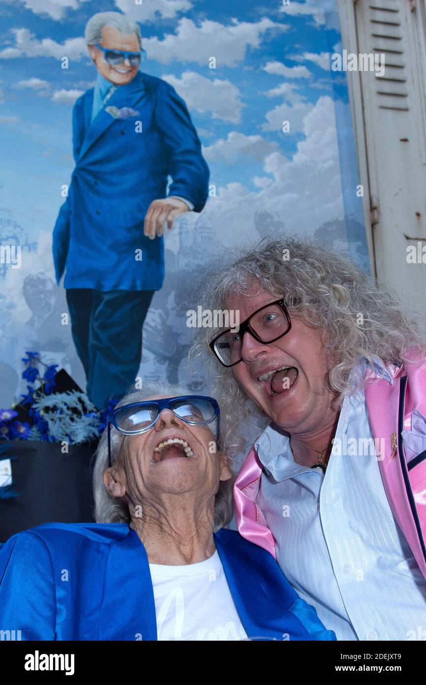 Michou und Pierre-Jean Chalencon besuchen Michou's 88. Geburtstagsparty in Paris, Frankreich am 18. Juni 2019. Foto von Aurore Marechal/ABACAPRESS.COM Stockfoto