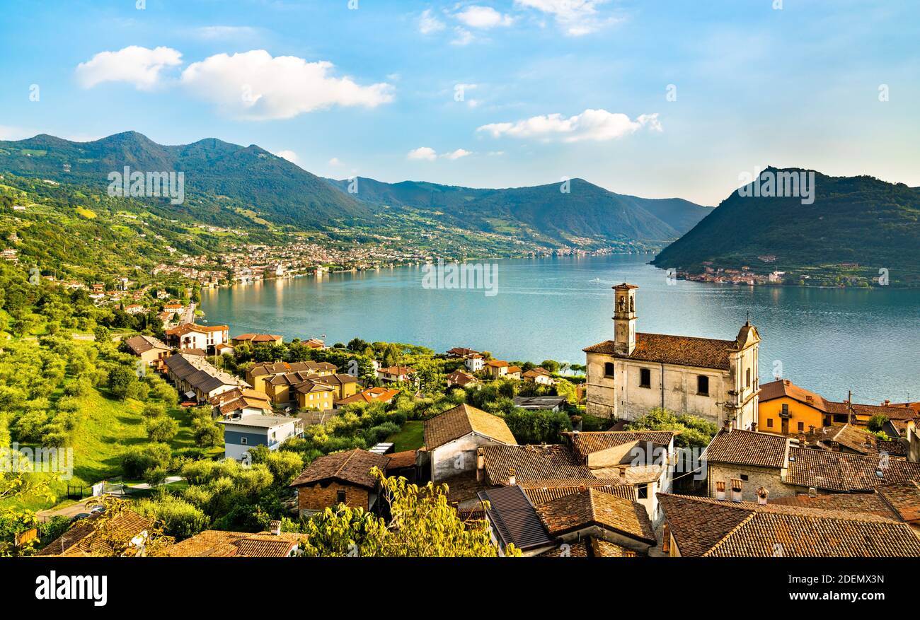 Kirche der Heiligen Rocco und Nepomuceno in Marone am See Iseo in Italien Stockfoto