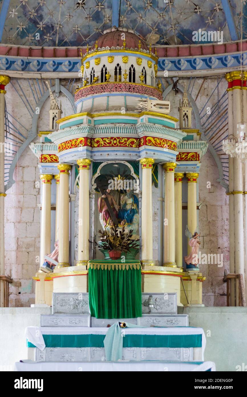 Kircheninterieur und Kunst der Loay Kirche in Bohol, Philippinen Stockfoto