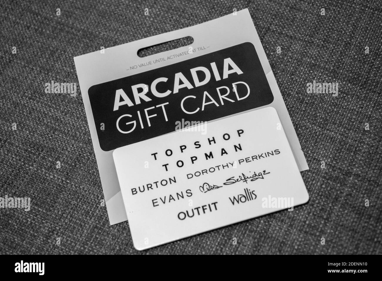 LONDON, ENGLAND - 1. Dezember 2020: Arcadia Geschenkkarte, abgebildet am Tag nach der Bekanntgabe der Verwaltung von Arcadia Stockfoto