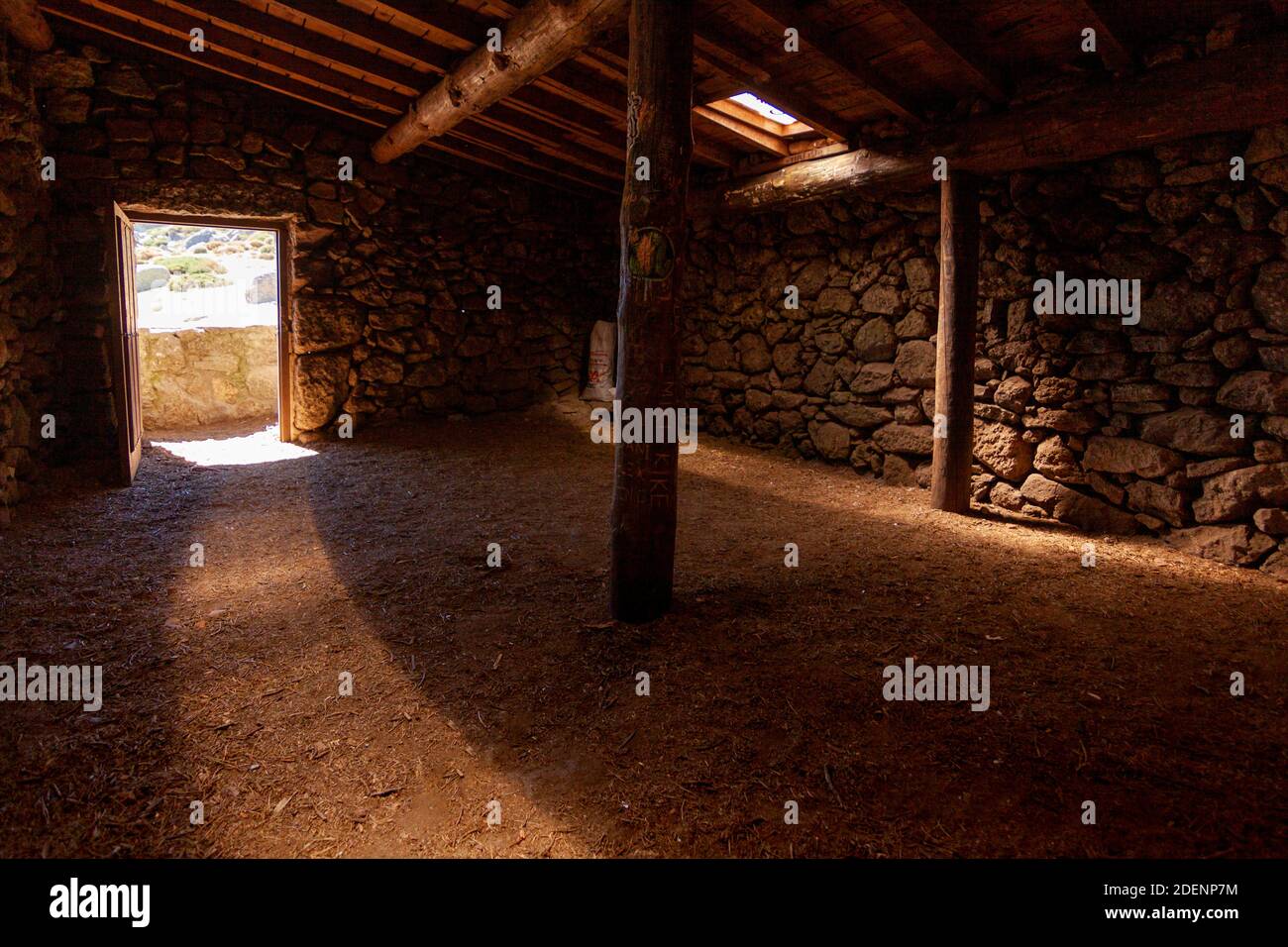 El Pozo de la Nieve Berghütte, in Tiemblo, Avila. Route durch das Iruelas-Tal in Castilla y Leon, Spanien. Stockfoto