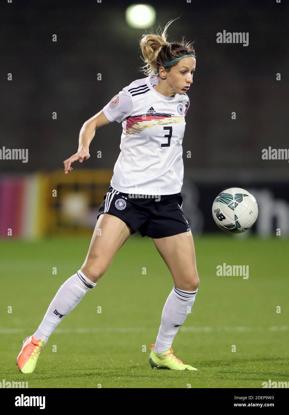 Deutschlands Kathrin Hendrich beim UEFA Women's Euro 2021 Qualifying