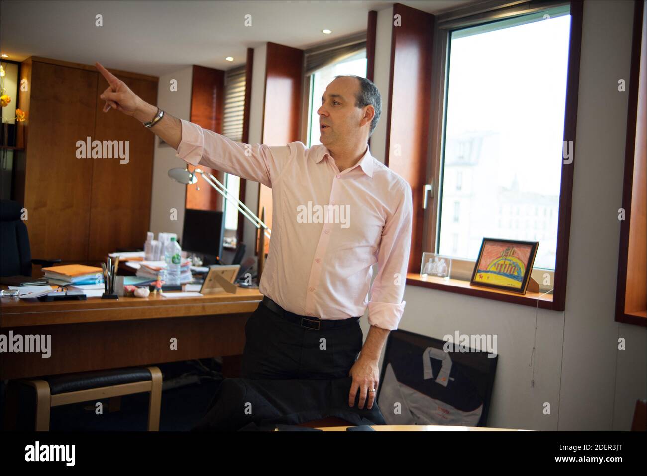 Der Generalsekretär der CFDT Laurent Berger fotografierte am 03. Juni 2016 in seinem Büro in der Zentrale der CFDT in Paris, Frankreich. Foto von Renaud Khanh/ABACAPRESS.COM Stockfoto