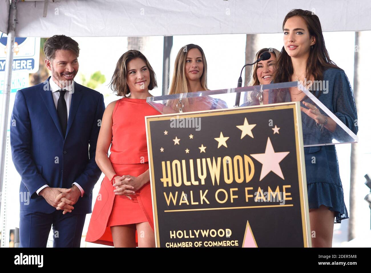 Jill Goodacre Connick, Georgia Connick, Charlotte Connick und Sarah Connick nehmen am 24. Oktober 2019 in Los Angeles, CA, USA, an der Zeremonie Teil, bei der Harry Connick Jr. mit einem Star auf dem Hollywood Walk of Fame geehrt wird. Foto von Lionel Hahn/ABACAPRESS.COM Stockfoto