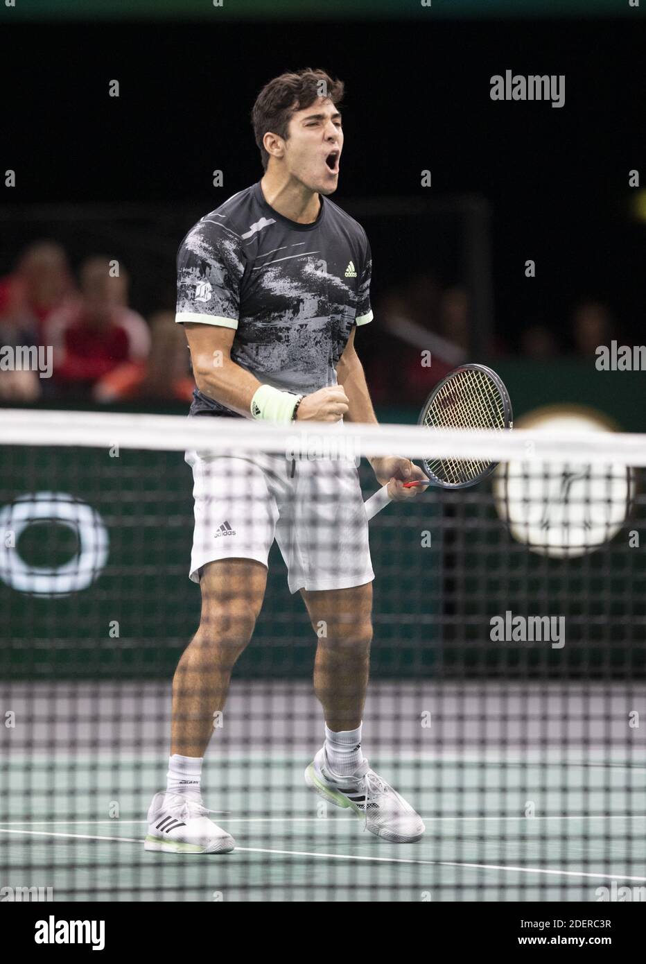 Christian GARIN (CHI) in Aktion während der Rolex Paris Masters, Tag 04, im Hotel Accord Arena, am 31. oktober, Paris, Foto von Loic Baratoux/ABACAPRESS.COM Stockfoto