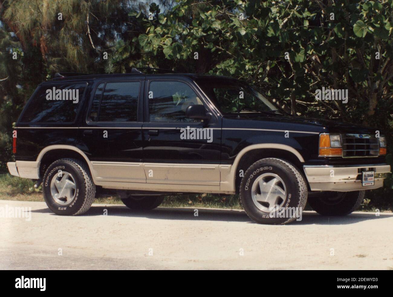 Auto der 1990er jahre Fotos und Bildmaterial in hoher Auflösung Alamy