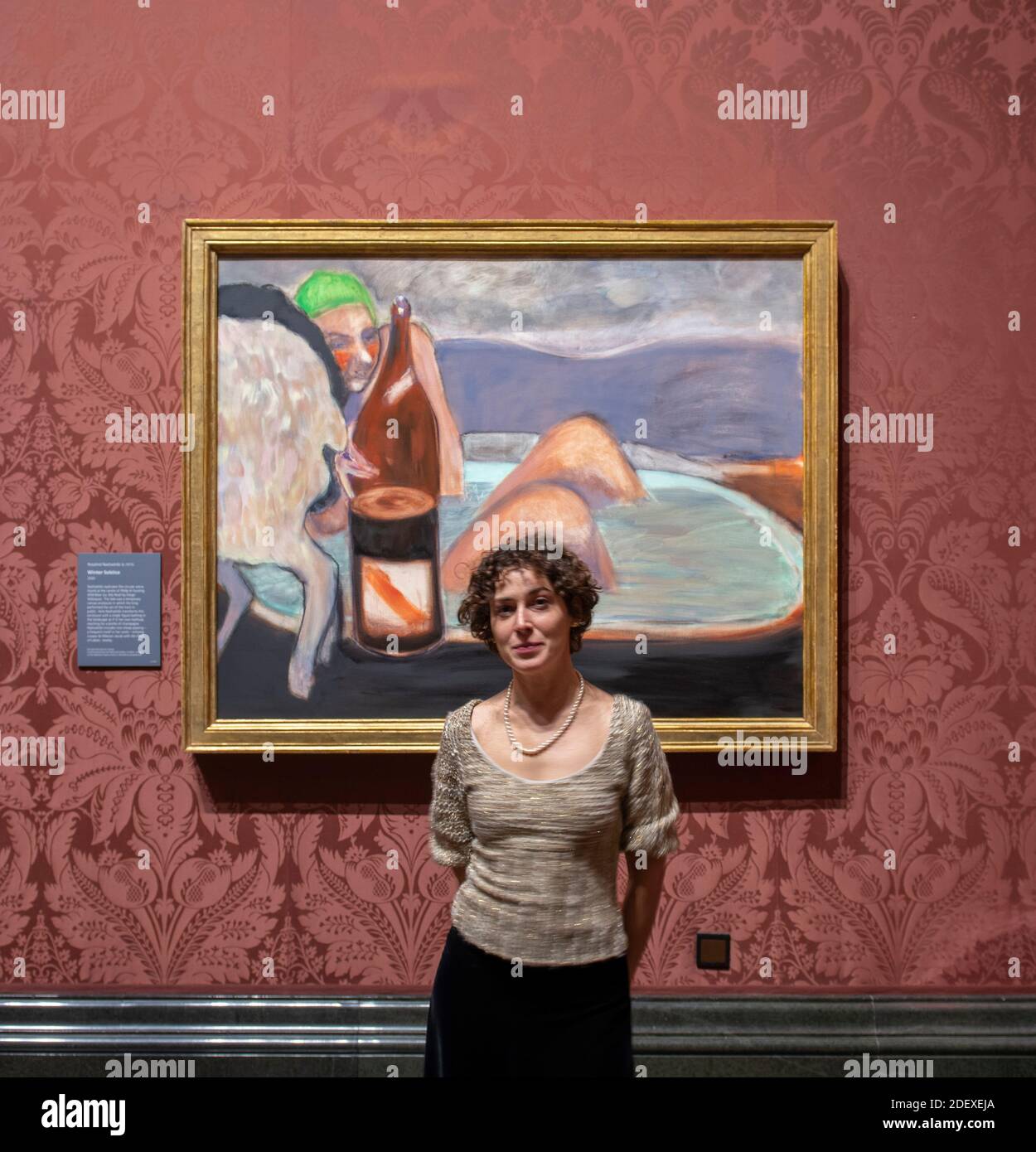 The National Gallery, London, Großbritannien. Dezember 2020. Die Nationalgalerie wird am 2. Dezember mit einer Ausstellung von Rosalind Nashashibi (im Bild), 2020 National Gallery Artist in Residence, mit einer neuen Ausstellung - Rosalind Nashashibi: An Overflow of Passion and Sentiment, wieder eröffnet. In Raum 30 werden vier neue Gemälde der spanischen Malerei des 17. Jahrhunderts präsentiert. Bild: Rosalind Nashashibi, Wintersonnenwende, 2020. Der Künstler repliziert die kreisförmige Arena im Zentrum von Philip IV Jagd Wildschwein von Diego Velazquez gefunden. Quelle: Malcolm Park/Alamy Live News. Stockfoto