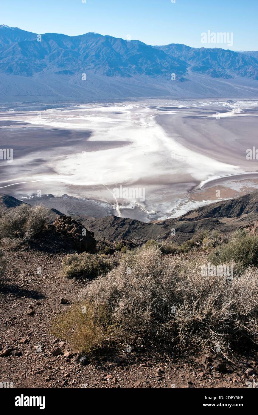 Badwater Basin von Dante's View aus gesehen, Death Valley, Kalifornien. Stockfoto