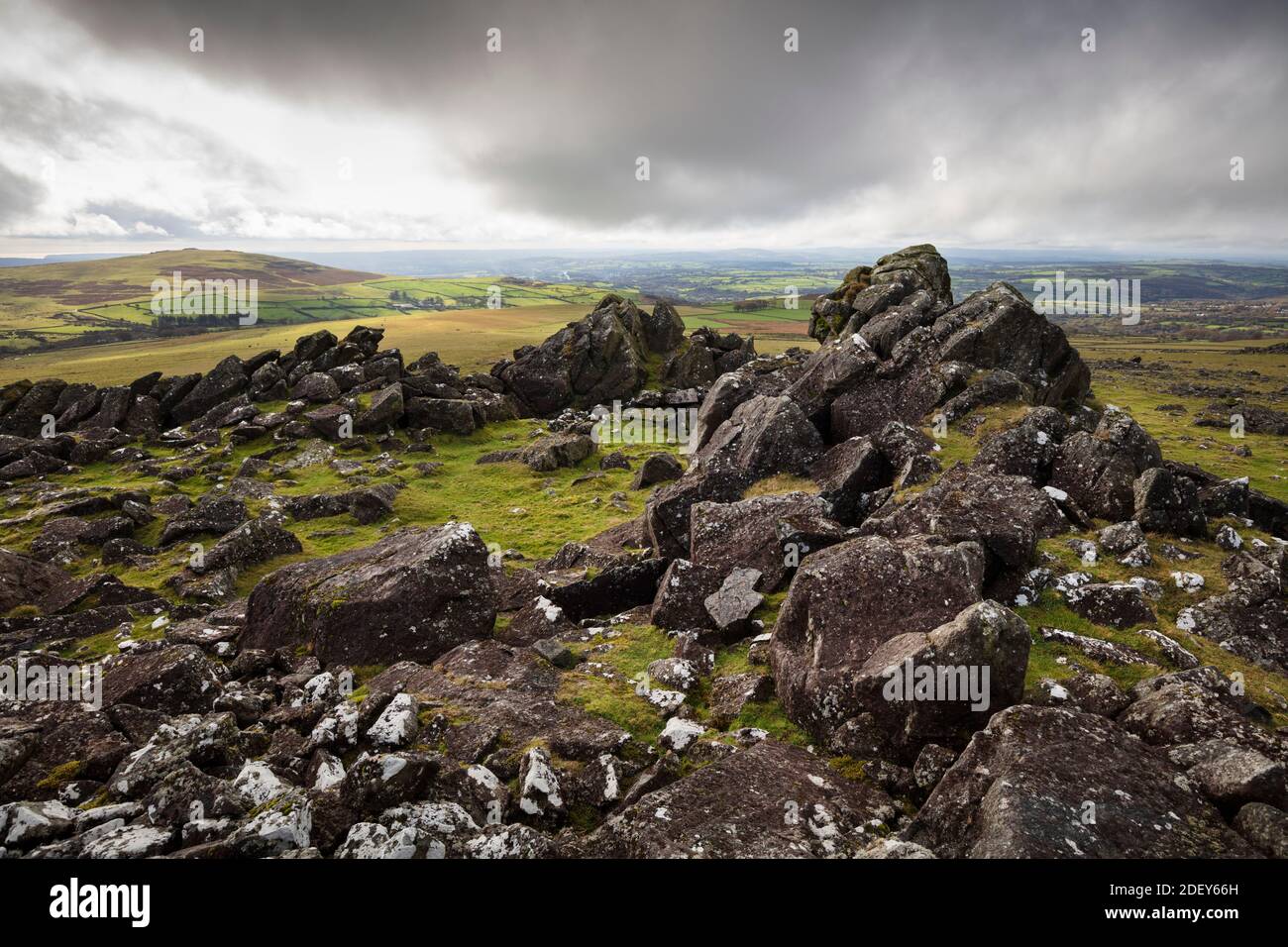 White Tor in der Nähe von Merrivale, Dartmoor National Park, Devon, England, Großbritannien, Europa Stockfoto