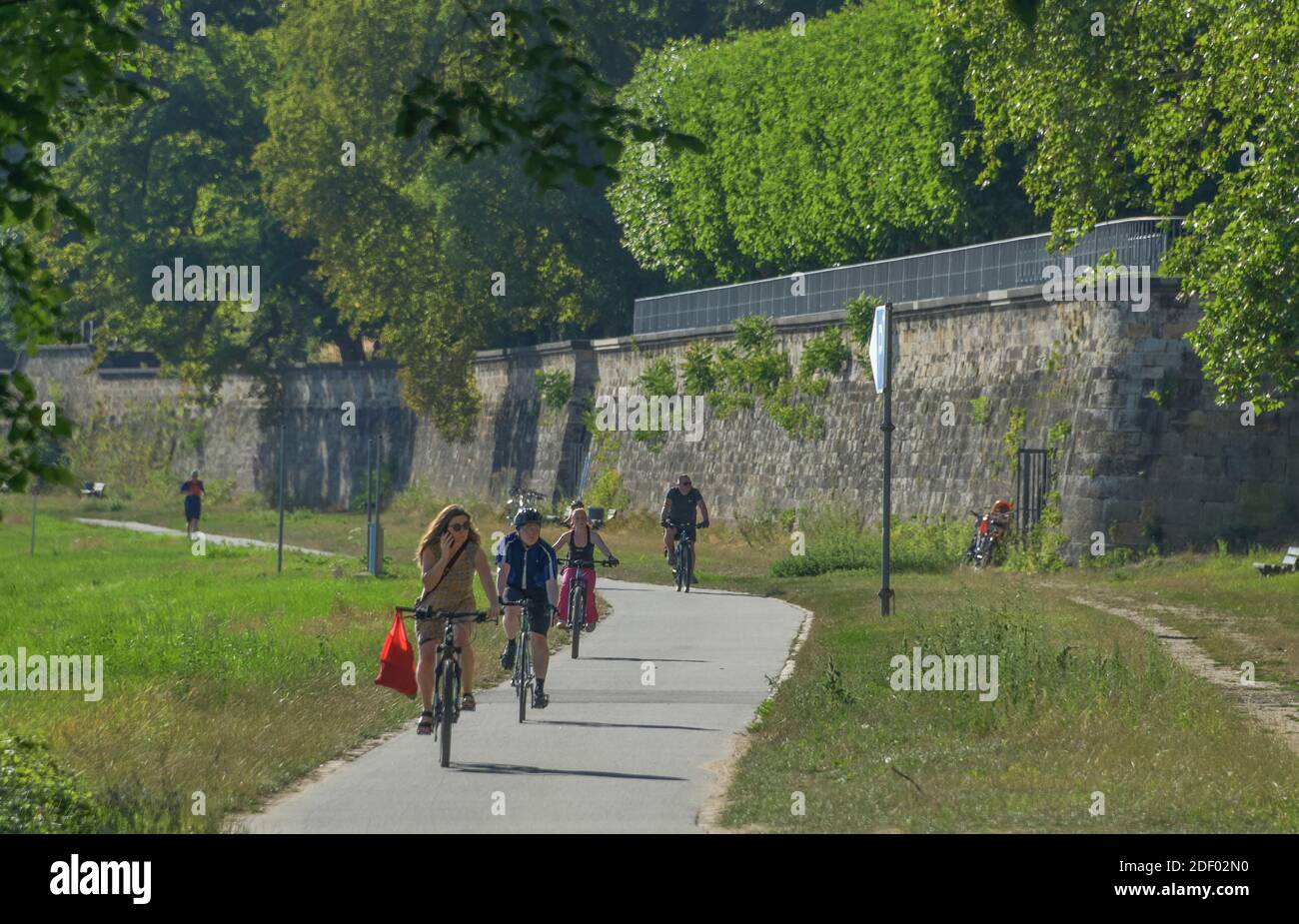 Radfahrer, Körnerweg, Loschwitz, Dresden, Sachsen, Deutschland Stockfoto