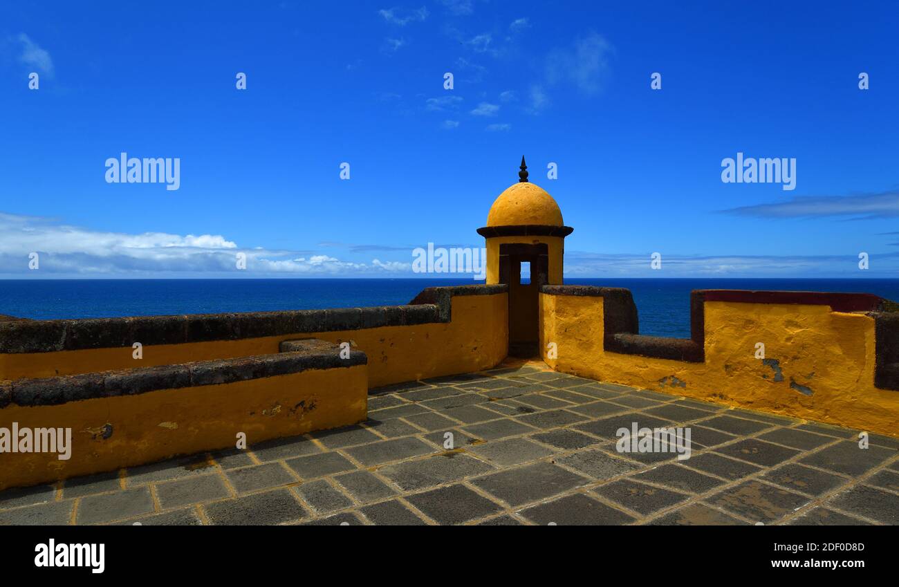Die Gelben Zinnen von Sao Tiago Fort Funchal Madeira Portugal. Stockfoto