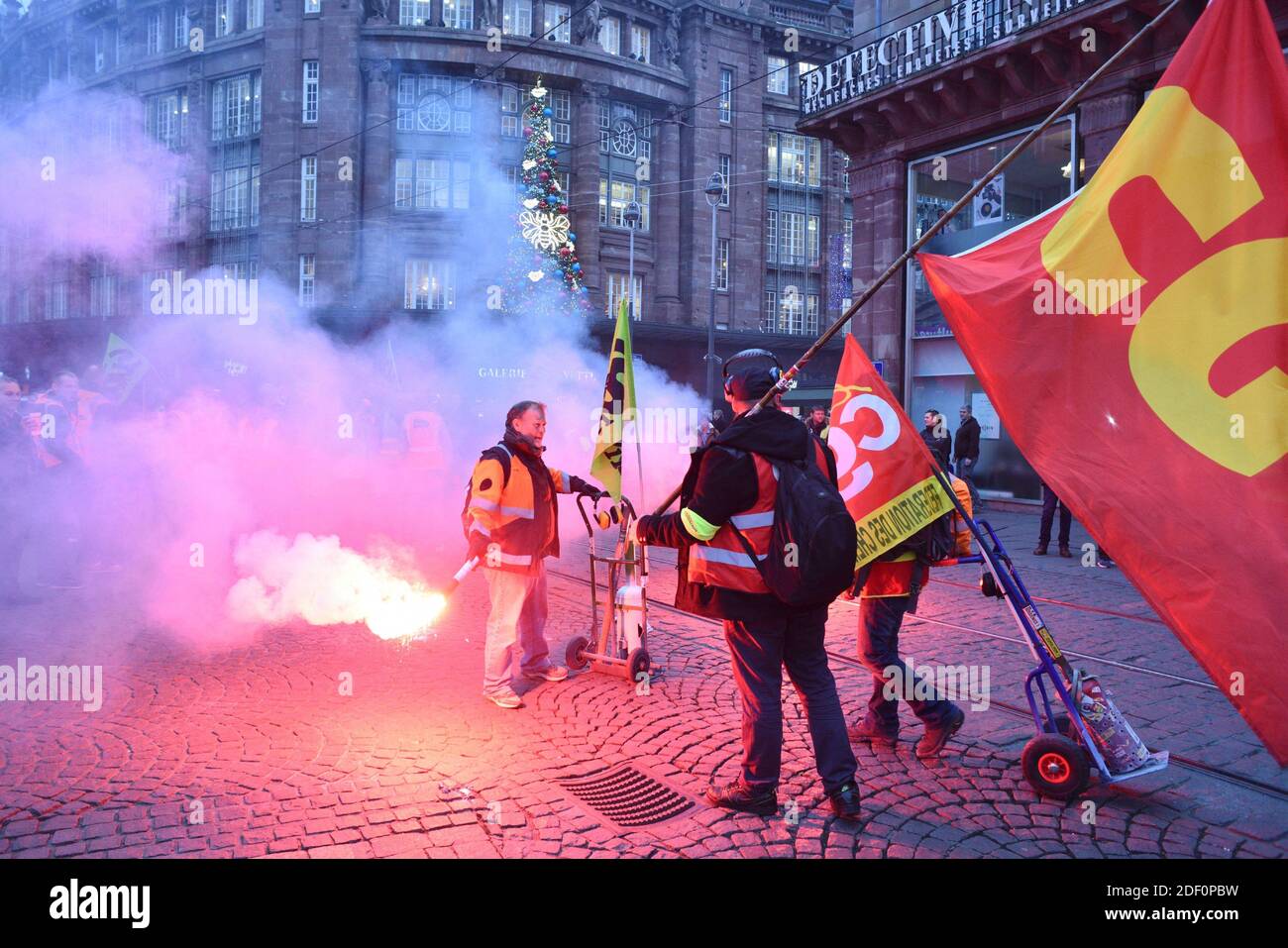 Proteste in einer Demonstration gegen die Rentenreform 9. Januar 2020, in Straßburg Nordostfrankreich. Foto von Nicolas Rosès/ABACAPRESS.COM Stockfoto