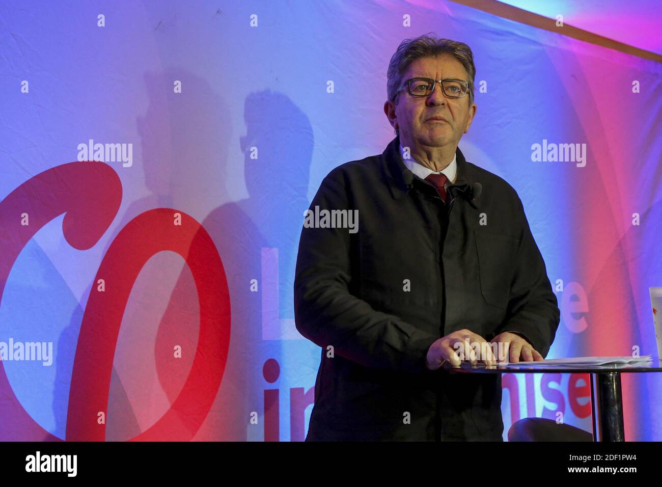 Jean-Luc Melenchon, Leiter von La France Insoumise (LFI), stellt am Freitag, den 24. Januar 2020, im McDonald's von Saint-Barthelemy, wo die Mitarbeiter seit zwei Jahren kämpfen, in Marseille, Frankreich, seine neuen Jahreswünsche für 2020 vor. Der Chef von la France insoumise wählte einen symbolischen Ort des Kampfes, der der Mitarbeiter von McDo Saint-Barthelemy (14. Bezirk von Marseille), in einem Gerichtsverfahren mit einem Franchisenehmer des multinationalen Unternehmens für Monate, um ihre Arbeitsplätze zu retten. Der Chef von la France insoumise wählte einen symbolischen Ort des Kampfes, die der Mitarbeiter von McDo Saint-Barthélémy (14. Bezirk o Stockfoto