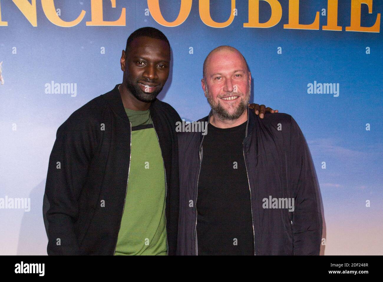 Omar Sy, Francois Damiens nimmt am 02. Februar 2020 an der Pariser Filmpremiere „Le Prince Oublie“ im Le Grand Rex in Paris Teil. Foto von Nasser Berzane/ABACAPRESS.COM Stockfoto