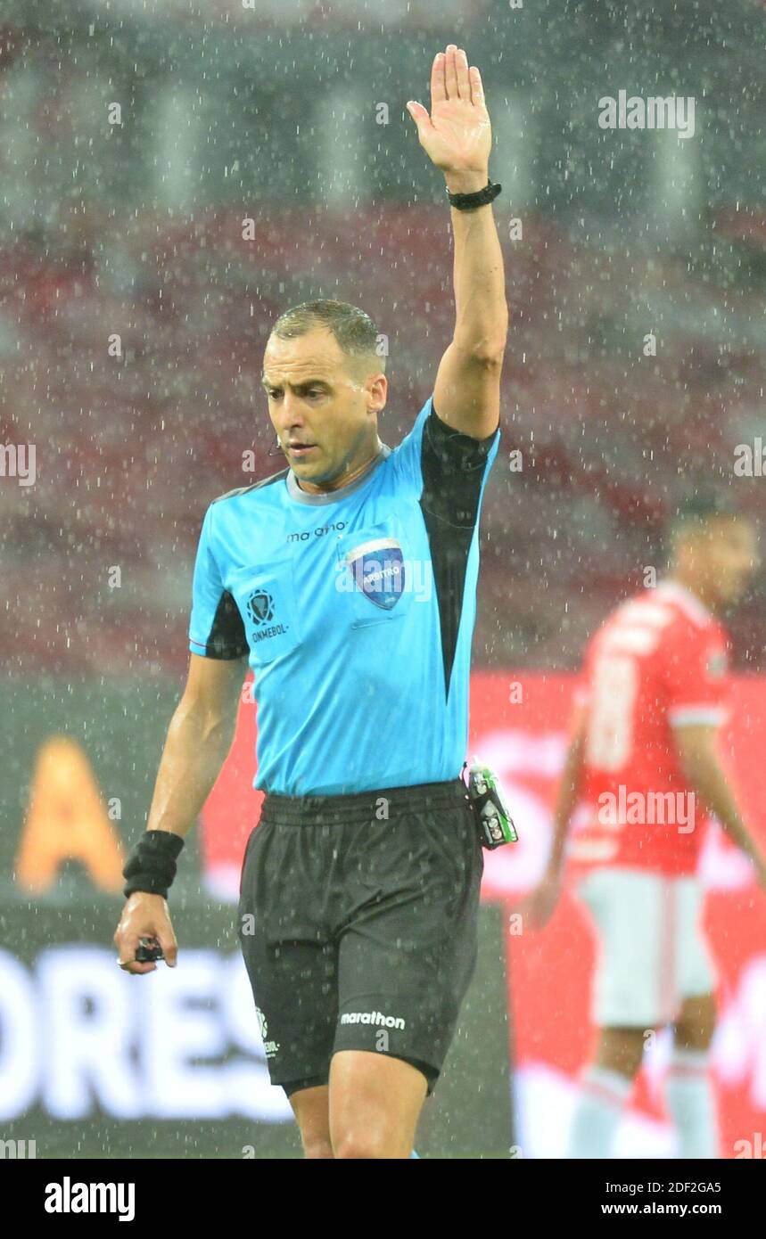 Fussball Copa Libertadores Runde 16 Erste Etappe Internacional Boca Juniors Beira Rio Stadium Porto Alegre Brasilien 2 Dezember 2020 Referent Esteban Ostojich Wahrend Des Spielpools Via Reuters Silvio Avila Stockfotografie Alamy