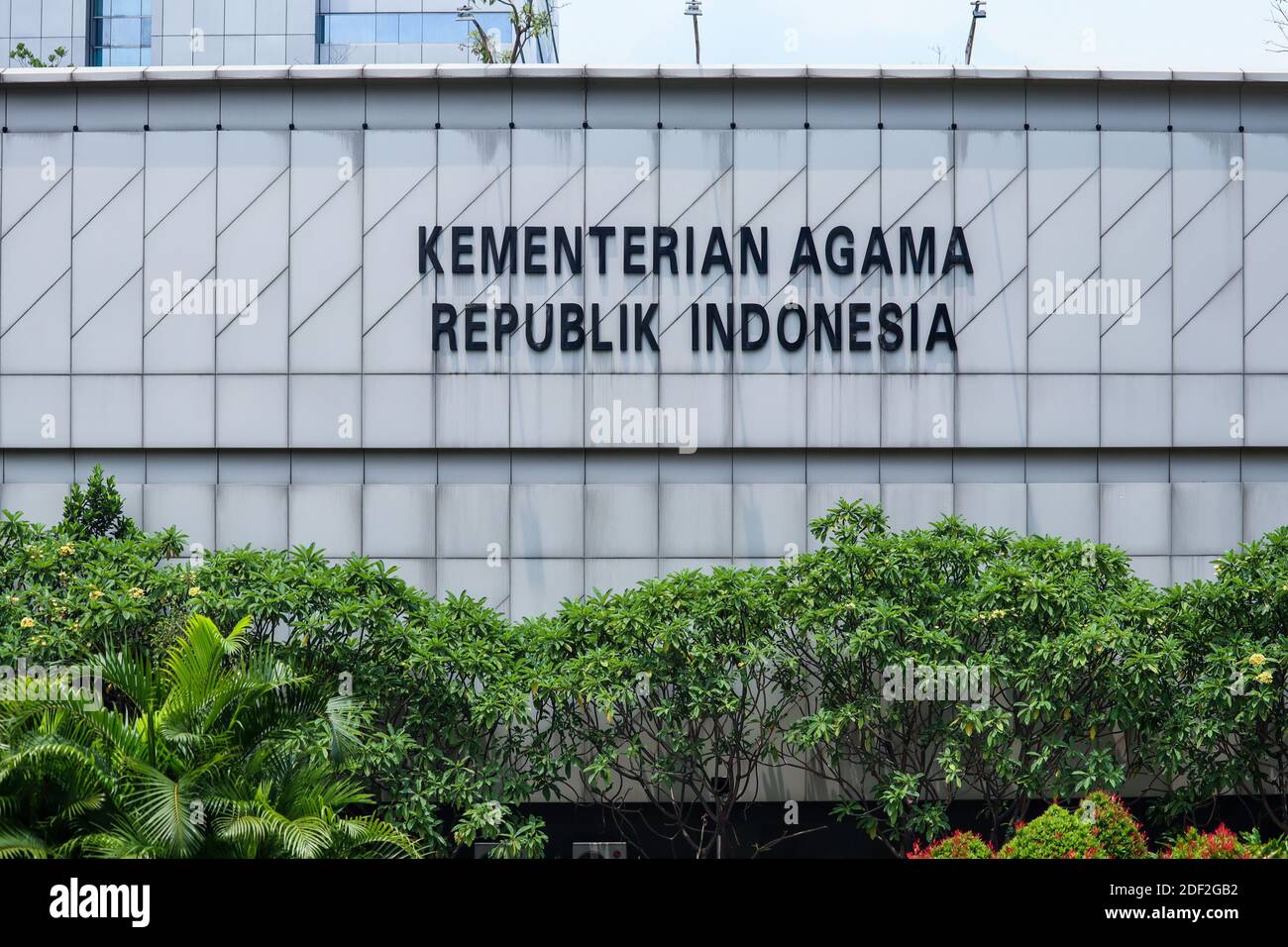 Jakarta, Indonesien - 25. Oktober 2020. Ministerium für Religion Gebäude der Republik Indonesien, das sich auf Jalan Sudirman, Jakarta befindet Stockfoto