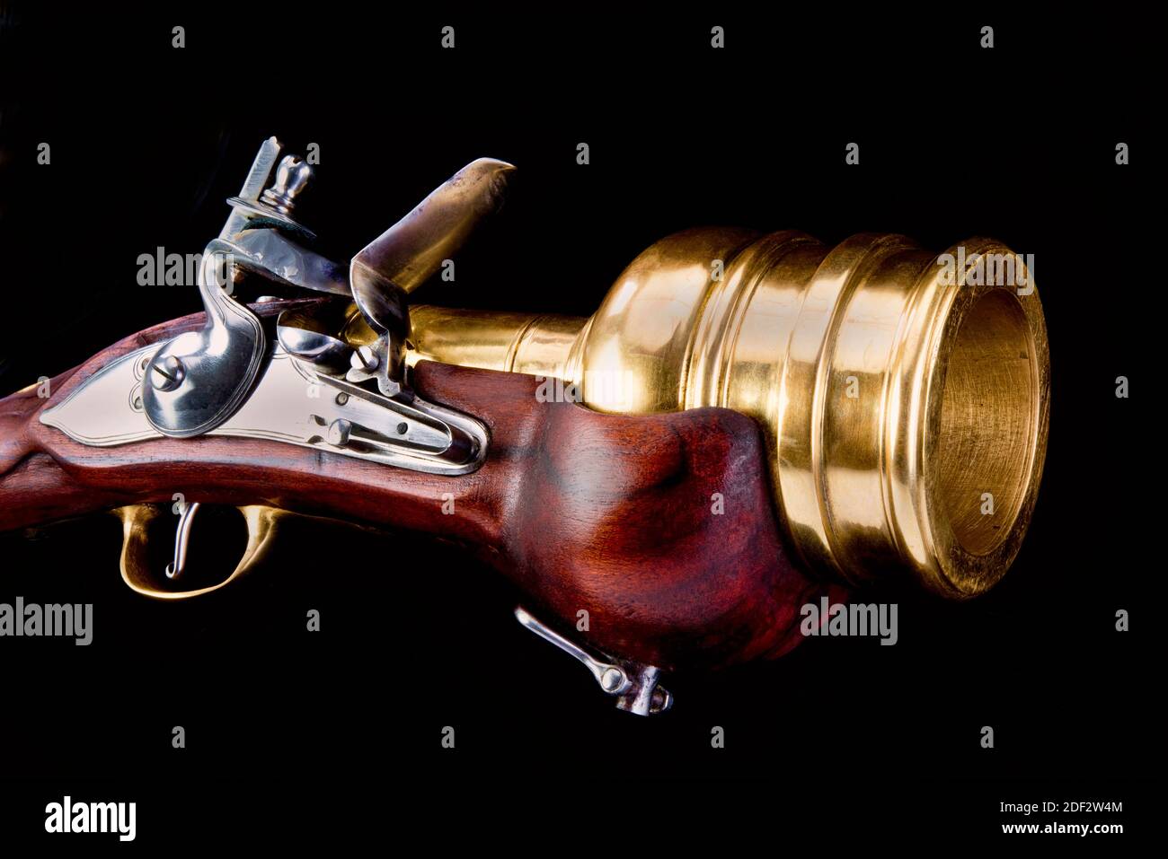 Flintlock Handmörtel, Granatwerfer mit massivem 2.5 Zoll Messingfass. Stockfoto