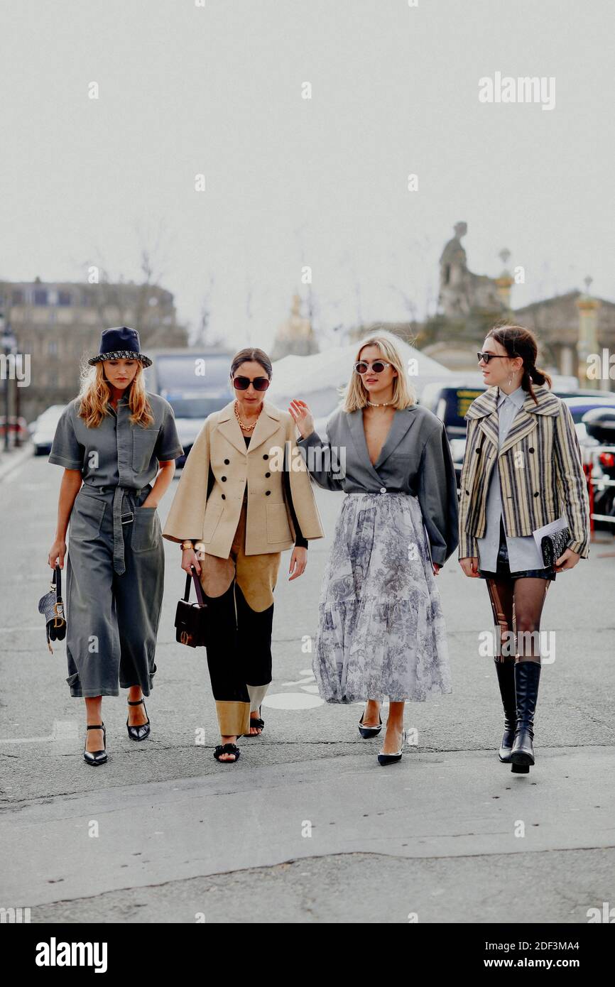 Street Style, Chloe Lecareux, Geraldine Boublil, Anne-Laure Mais und Madelynn Furlong bei der Dior Herbst Winter 2020-2021 Show, die am 25. Februar 2020 im Jardin des Tuileries, Paris, Frankreich, stattfand. Foto von Marie-Paola Bertrand-Hillion/ABACAPRESS.COM Stockfoto