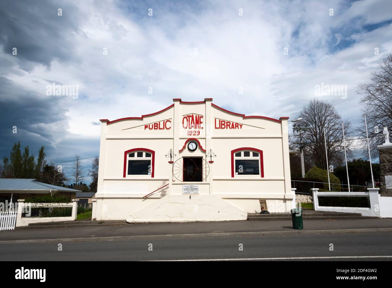 Otane Public Library Gebäude, jetzt McCauley's Laden und Cafe, Otane, Central Hawkes Bay, Nordinsel, Neuseeland Stockfoto