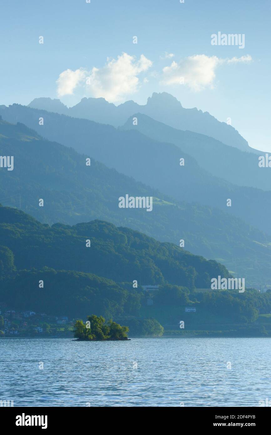 Geographie / Reisen, Schweiz, Walensee mit Mürtschenstoc, Additional-Rights-Clearance-Info-not-available Stockfoto