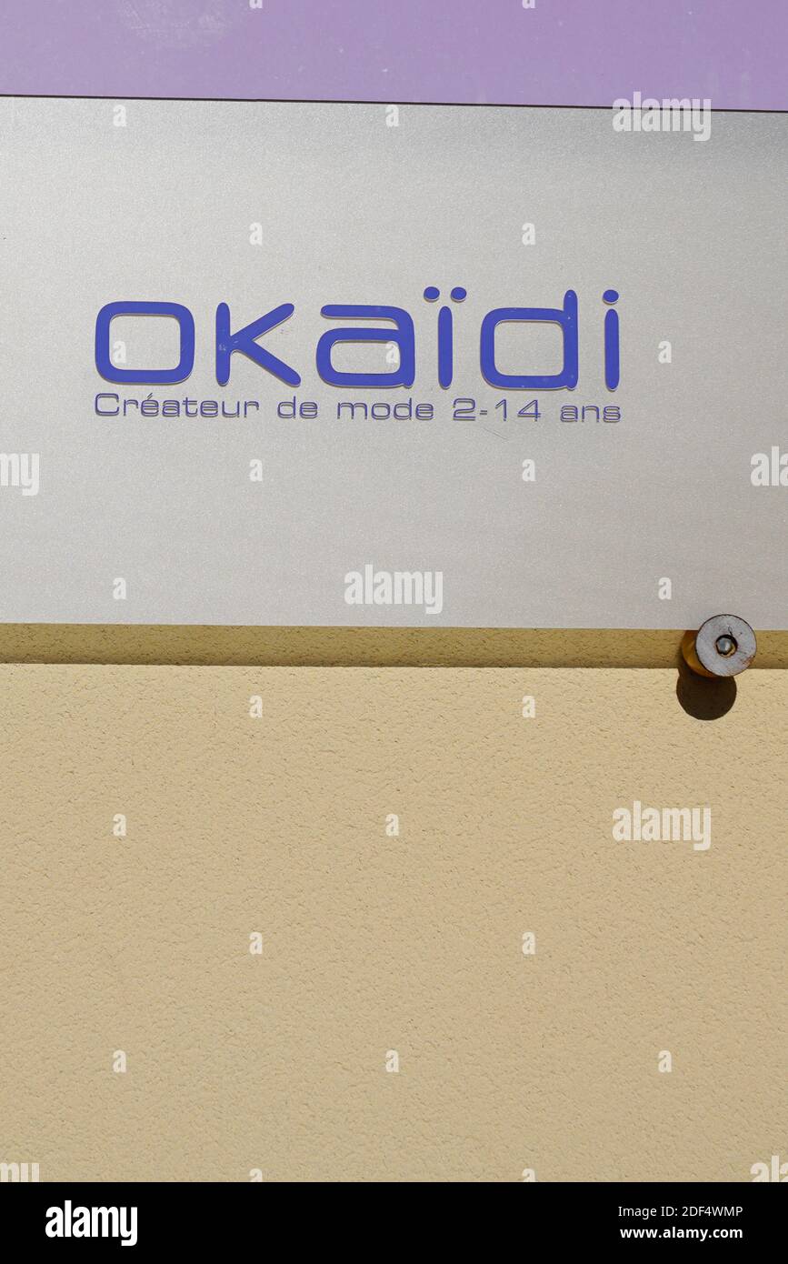 Bordeaux , Aquitaine Frankreich - 12 01 2020 : Okaidi Logo und Text Zeichen  der Shop-Kette von Kleidung Marke für Kinder Kindermode Stockfotografie -  Alamy