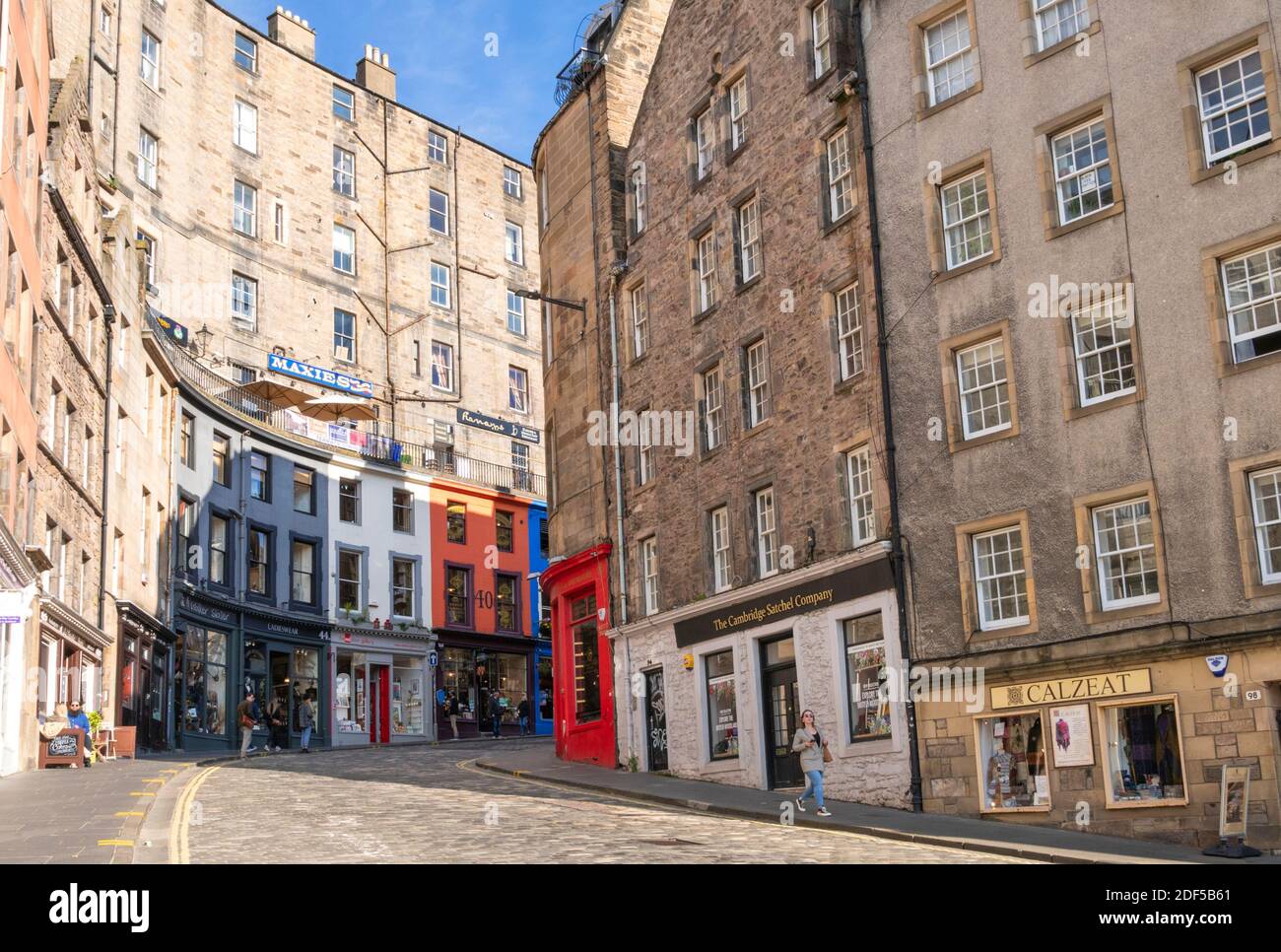 Geschäfte und Einkaufsmöglichkeiten in Victoria Street und West Bow Old Town, Edinburgh Midlothian Schottland GB Europa Stockfoto