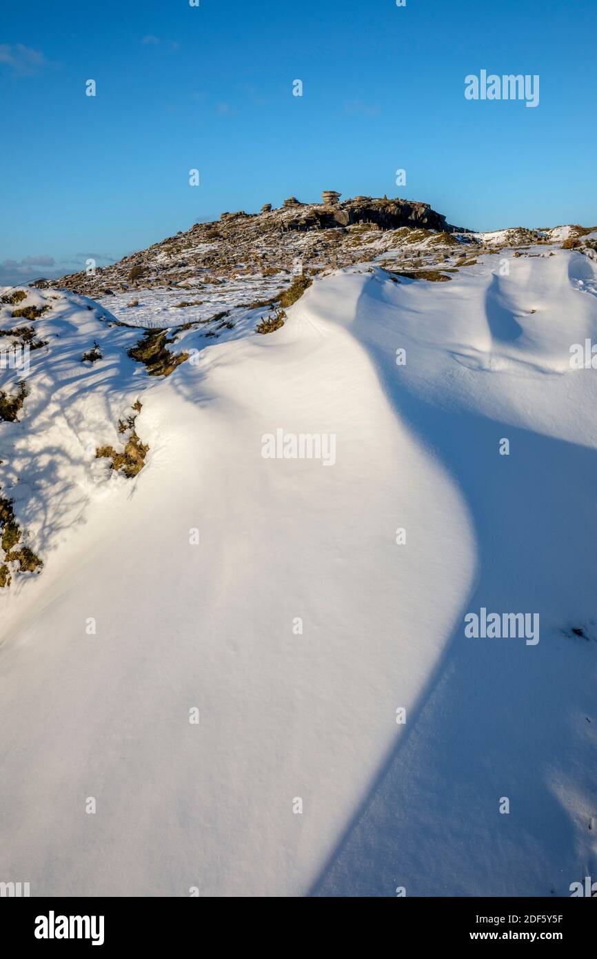 Cheesewring; im Schnee; Cornwall, UK Stockfoto
