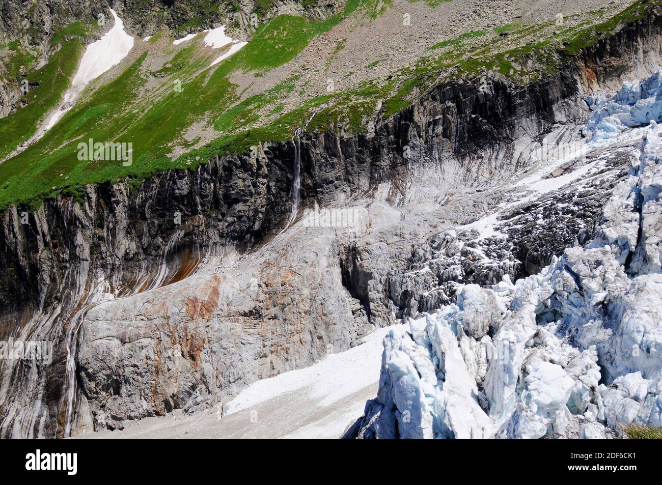 Gletscherlandform im Argentiere-Gletscher, Chamonix-Mont Blanc, Rhone-Alpen, Frankreich. Stockfoto