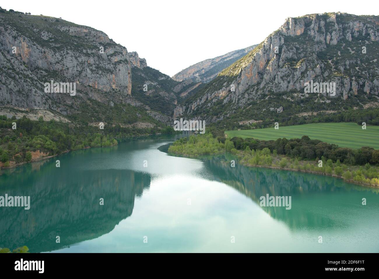 Grado Reservoir Huesca Province Stockfotos Und Bilder Kaufen Alamy