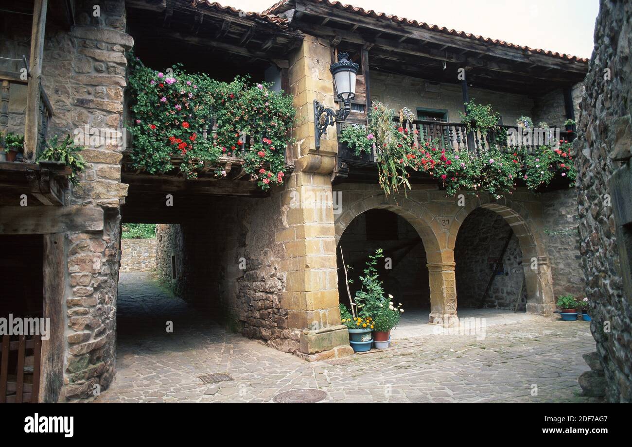 Beliebte Architektur auf Pido, La Liebana, Camaleño, Kantabrien, Spanien. Stockfoto
