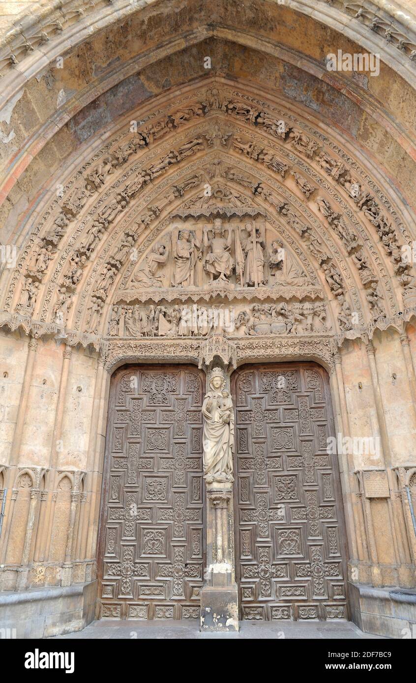 Kathedrale von Leon, Portada de la Virgen Blanca o del Juicio Finale. Castilla y Leon, Spanien. Stockfoto