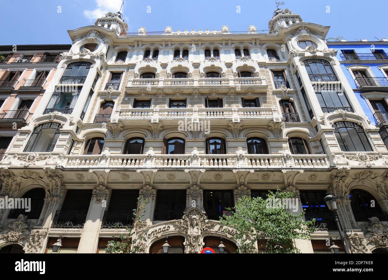 Edificio de la Compañia Colonial oder Edificio Conrado Martin. Madrid Stadt, Spanien. Stockfoto