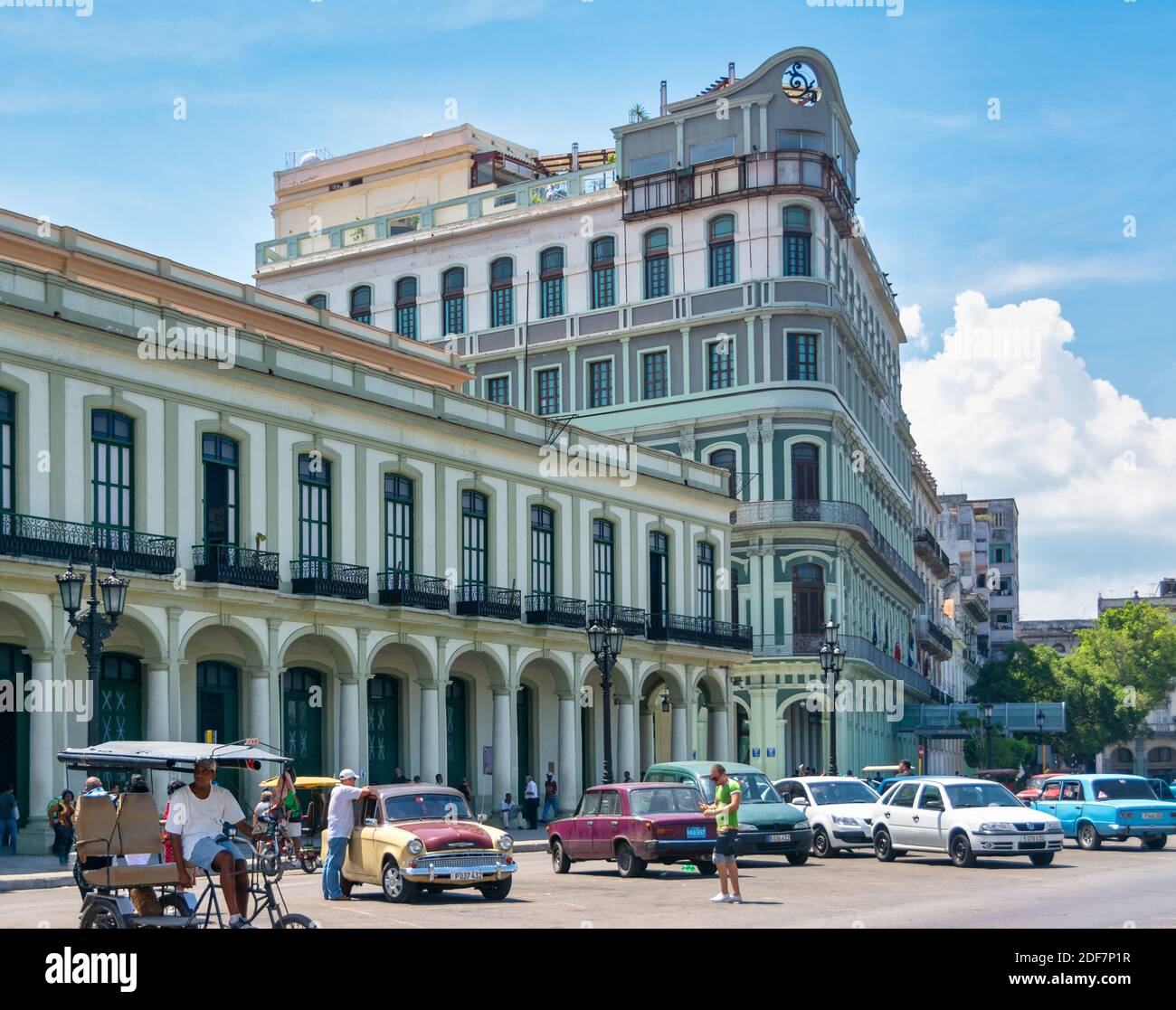 Hotel Saratoga und alte Gebäude, Havanna, Kuba Stockfoto
